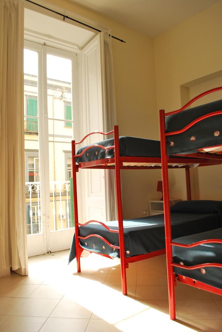 نابولي Art Hostel المظهر الخارجي الصورة